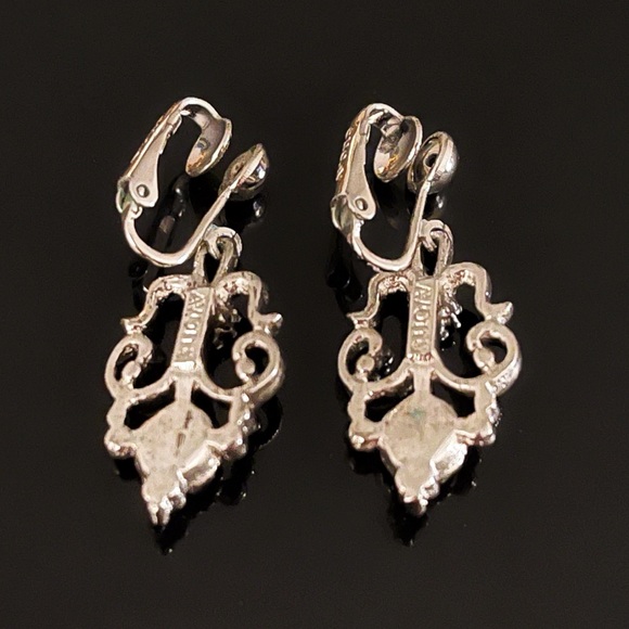 ✨Vintage Retro Dangling Clip On Earrings - Picture 2 of 2
